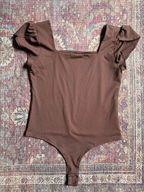 Large PinkmStyle Women’s Brown double lined Tulip sleeve square neck bodysuit
